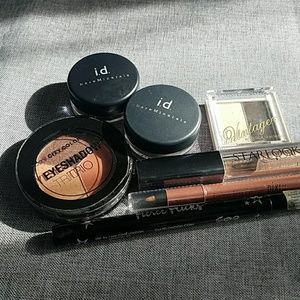 Eye Shadow, Eye Liner