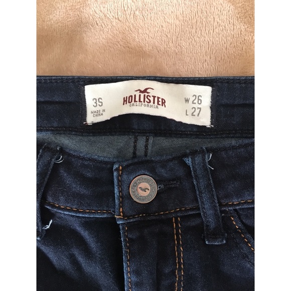 Super Skinny Hollister Jeans - Picture 3 of 3