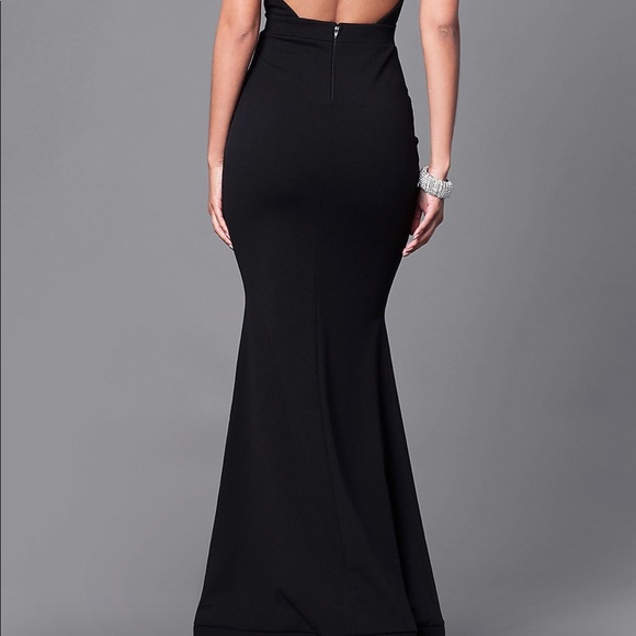 Black long gown it's even longer than it seems - Picture 4 of 4