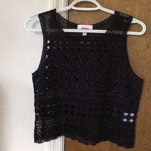 BONGO CROCHET CROP TOP