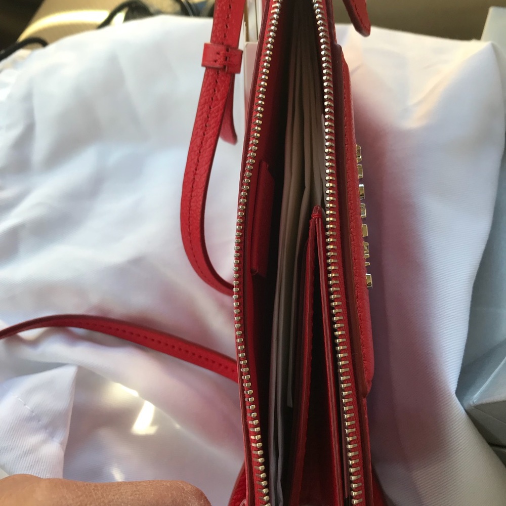 New antigona crossbody SOLD - Picture 3 of 6