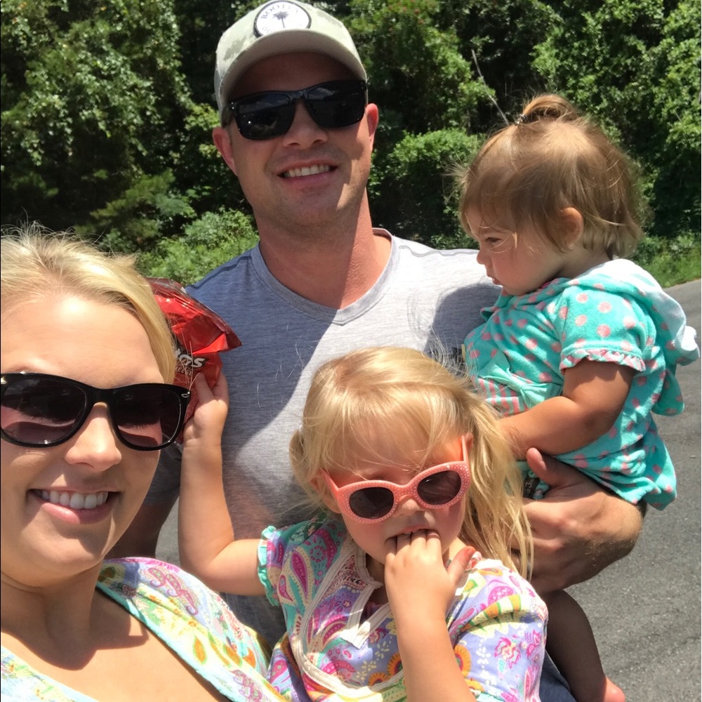 Meet your Posher, Whitney