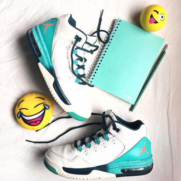 Nike Other - Nike Air Jordan Flight Origin 2 Size 5 Youth