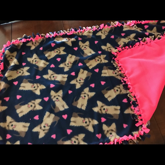 Beautiful Tie Blanket - Picture 1 of 2