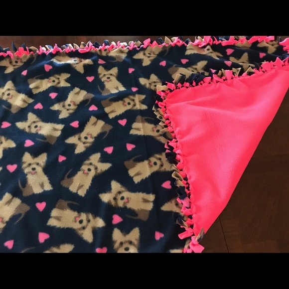 Beautiful Tie Blanket - Picture 2 of 2