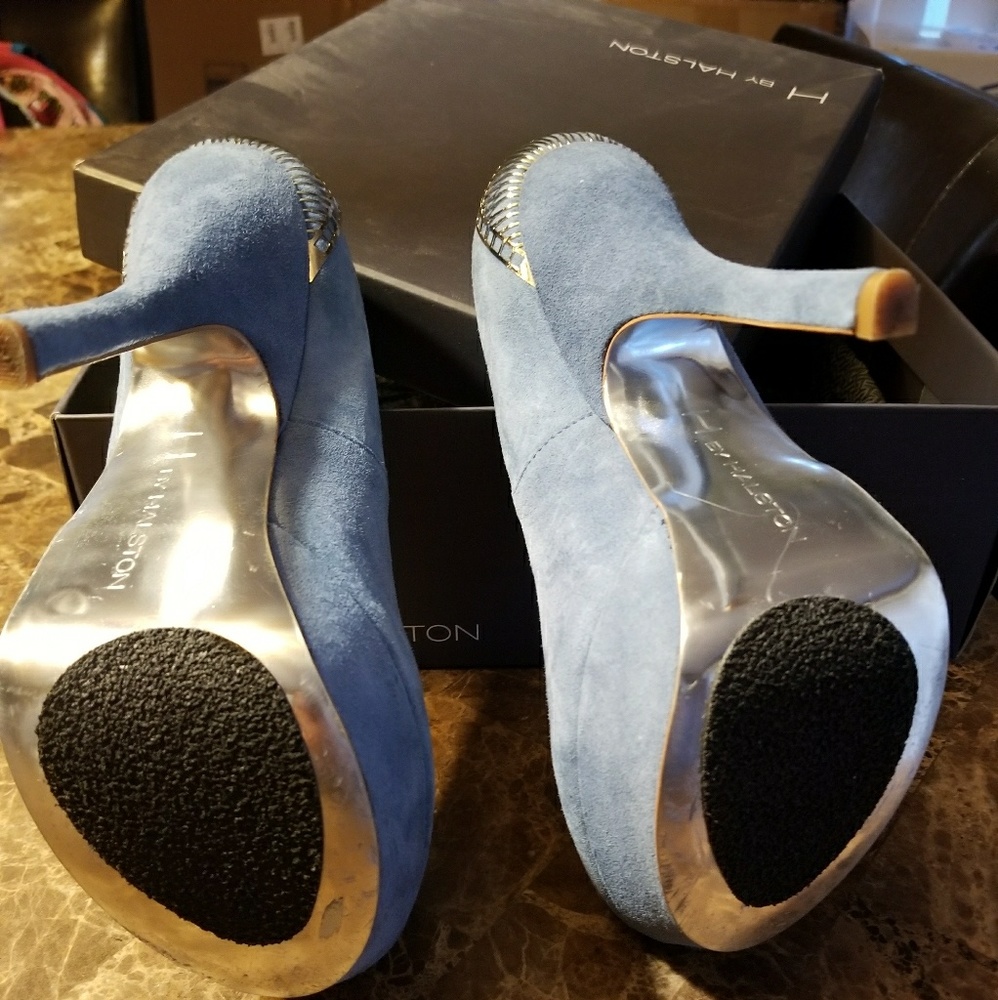 H by Halston Blue Suede Heels Sz 7 - Picture 3 of 7