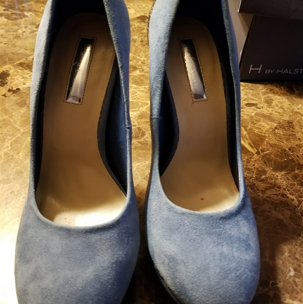 H by Halston Blue Suede Heels Sz 7 - Picture 7 of 7
