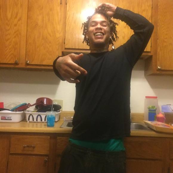 Meet your Posher, Therealvincent - Picture 1 of 1