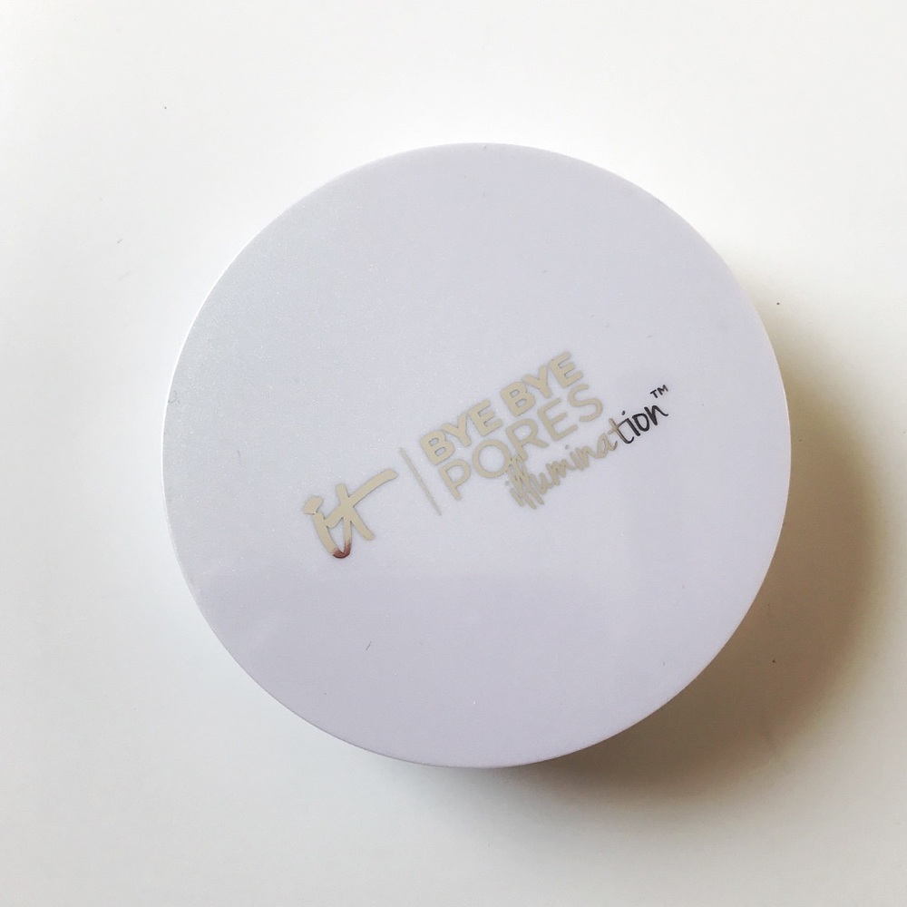 It Cosmetics Bye Bye Pores Illumination Powder