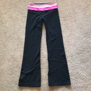 Lululemon yoga pants