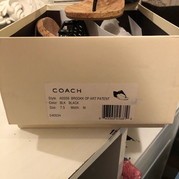 Coach sandals - Picture 2 of 3