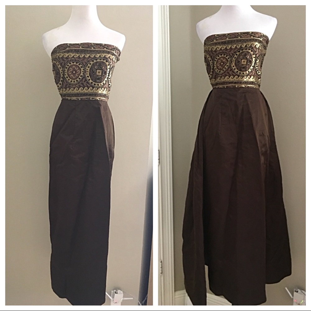 STUNNING CONVERTIBLE STRAPLESS GOWN