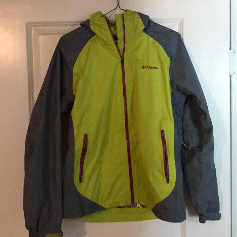 Columbia rain jacket