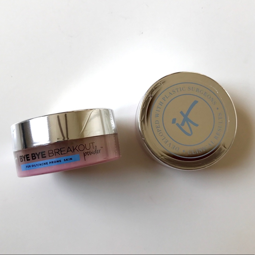 It Cosmetics Bye Bye Breakout Powder