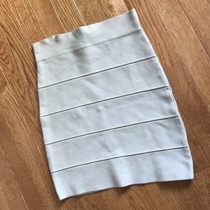 Cream small bcbg maxazria bandage skirt
