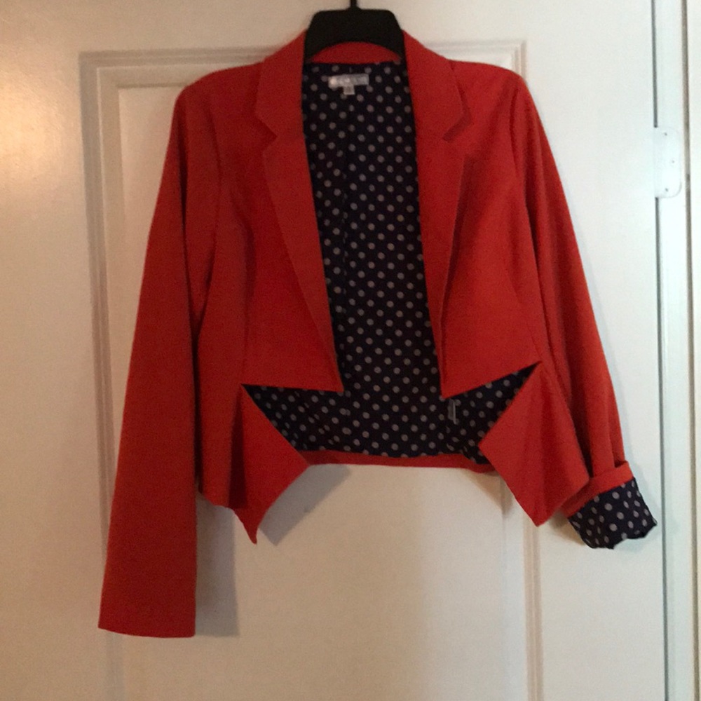 Orange blazer, polka liner
