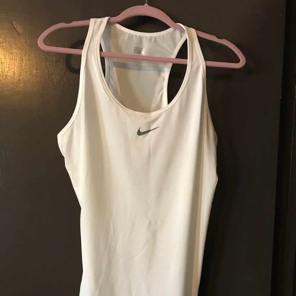 Nike Pro women’s XL tank top