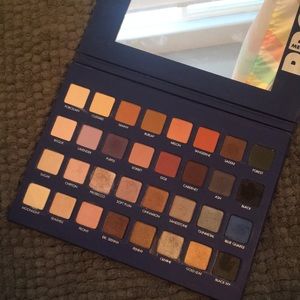 Lorac mega pro 3