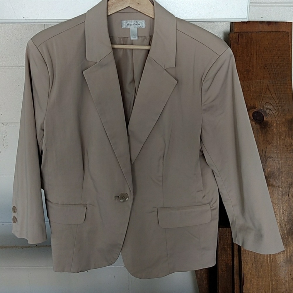 ❌SOLD❌ Dress Barn Khaki Blazer
