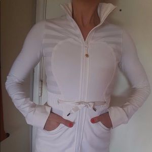 Lululemon yohari zip up define scuba