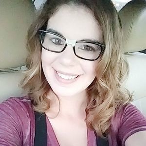 Meet your Posher, Monica