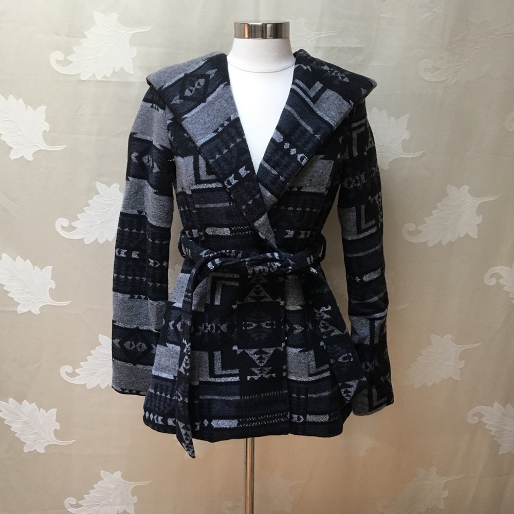Kirra Aztec Pattern Coat