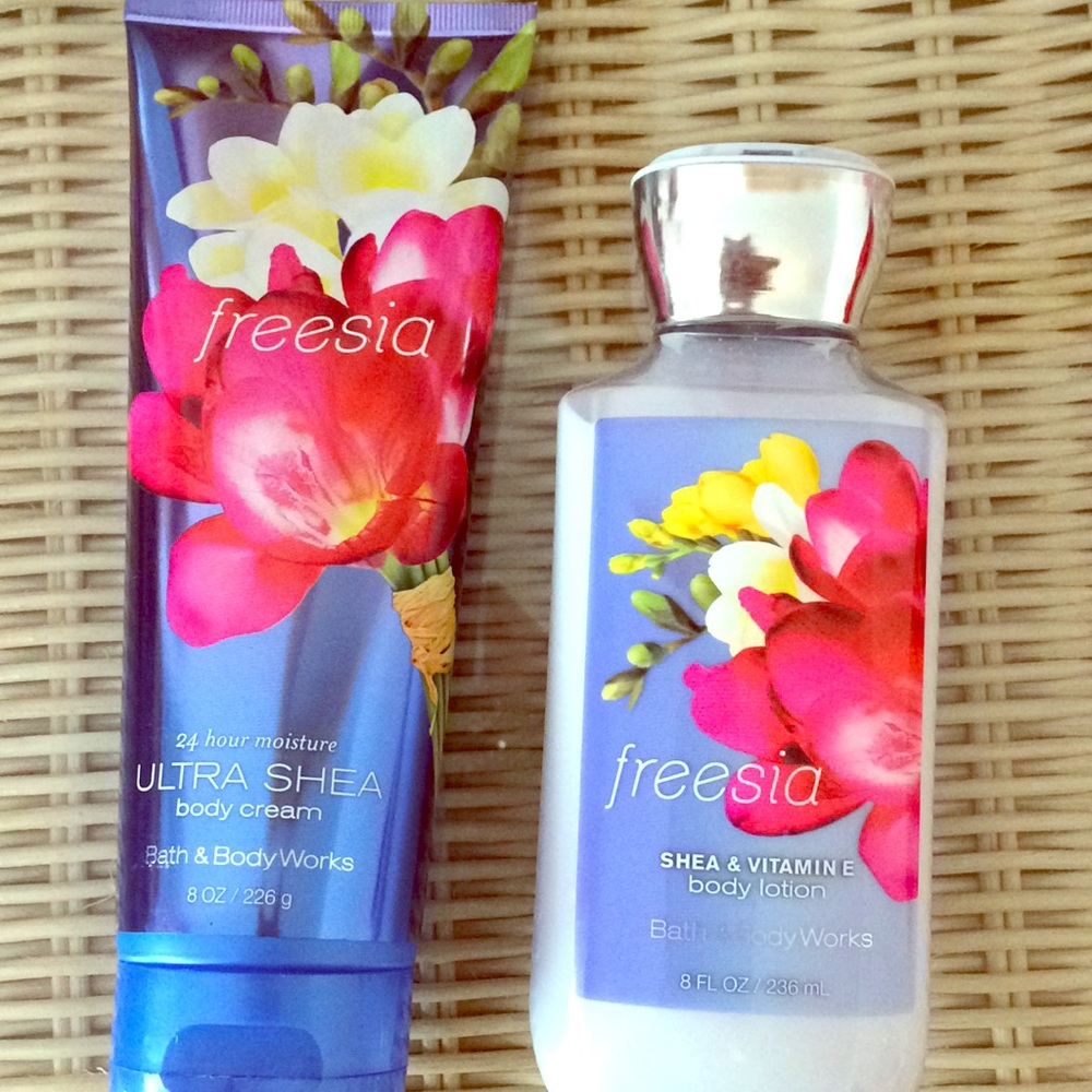 Bath and body works body lotion