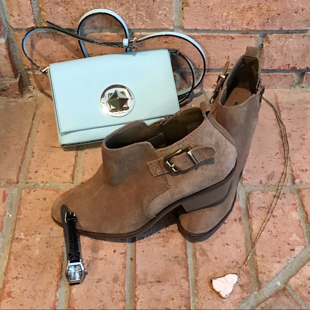 ❗️NWT❗️Sonoma Women's Taupe Booties Size 8
