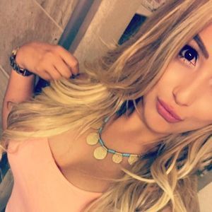 Meet your Posher, Gabriela