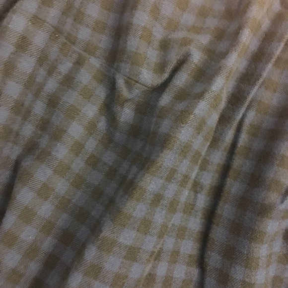 SOLD 🎉 Off the shoulder top - Picture 4 of 4