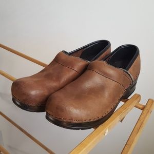 Bjorndal nursing shoes size 7 1/2