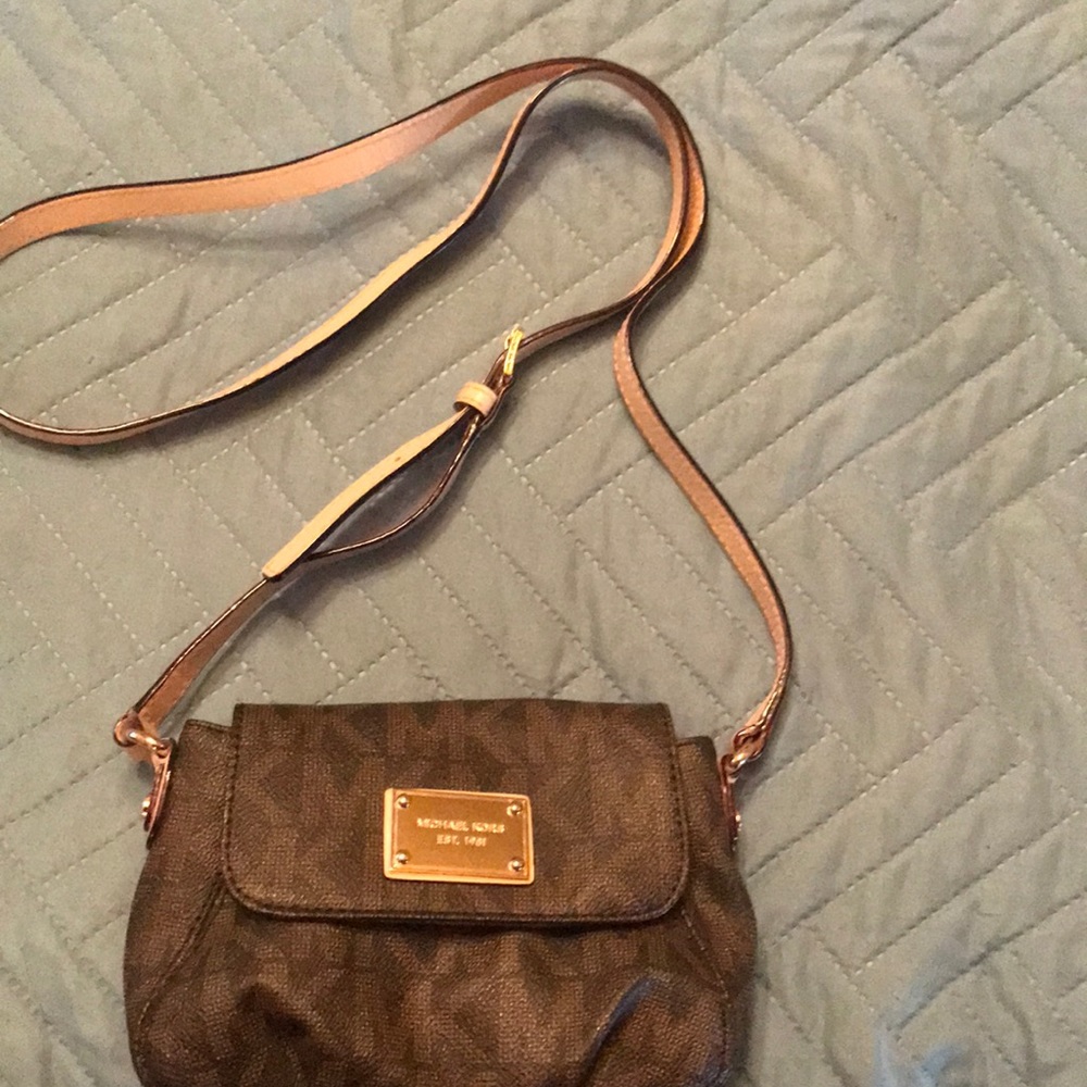 Michael Kors small purse