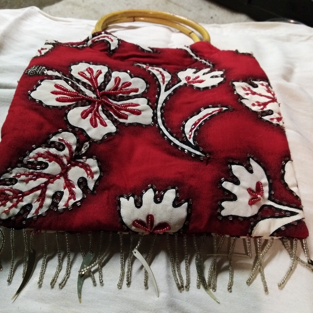 Hand bag