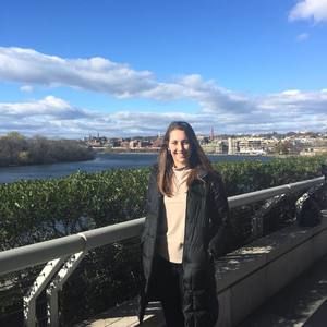 Meet your Posher, Rachel