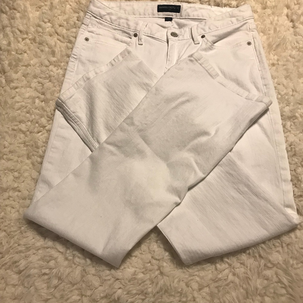 Banana Republic jeans white bell bottoms/boot cut.