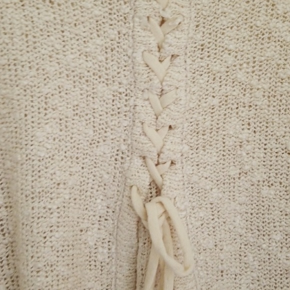 Backless sweater - Picture 2 of 3