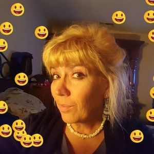 Meet your Posher, Kelli