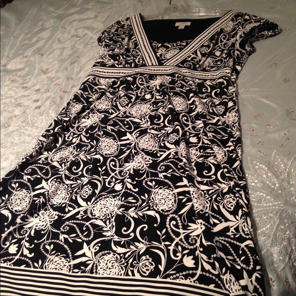 Loft black and white floral dress