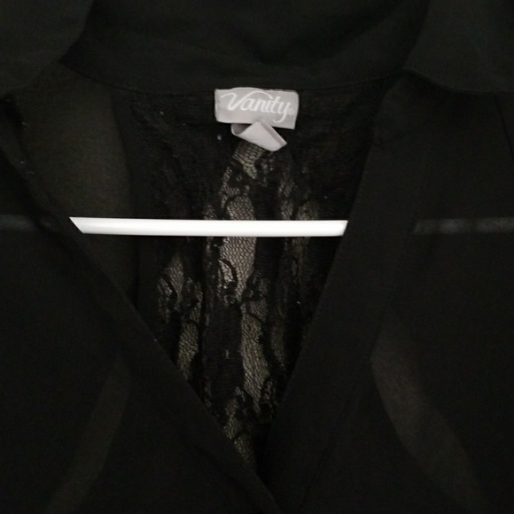 Sheer top - Picture 2 of 3