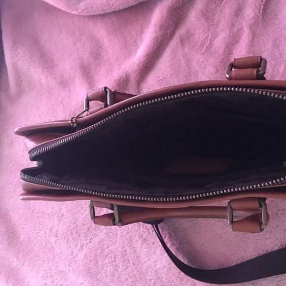 Brown leather coach briefcase/laptop bag - Picture 3 of 3