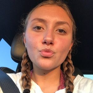 Meet your Posher, Daeja