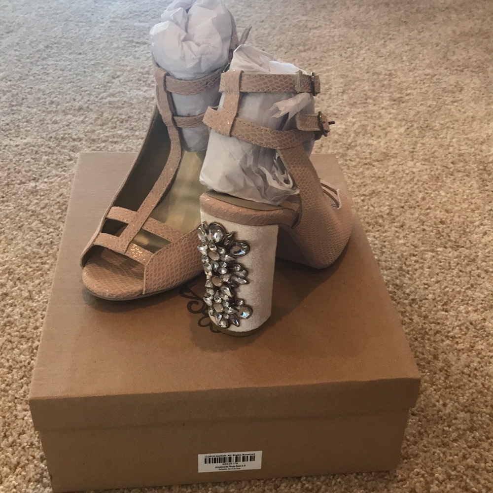 Joyfolie Aindrea Heel in Nude size 6.5