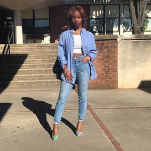 Meet your Posher, Journey