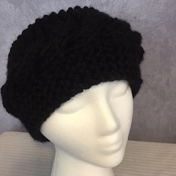 🎀Messy bun/earwarmer🎀 - Picture 1 of 4