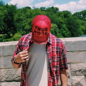 Meet your Posher, Issam