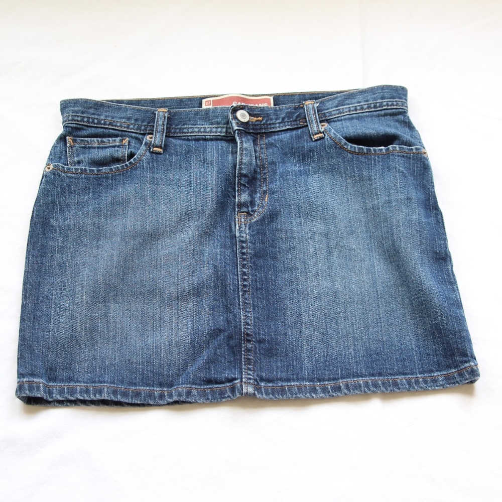 Gap Jean Mini Skirt, Excellent condition, sz4