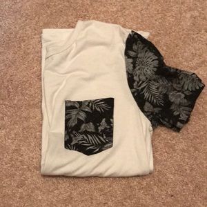 Men's Arizona Tshirt size M