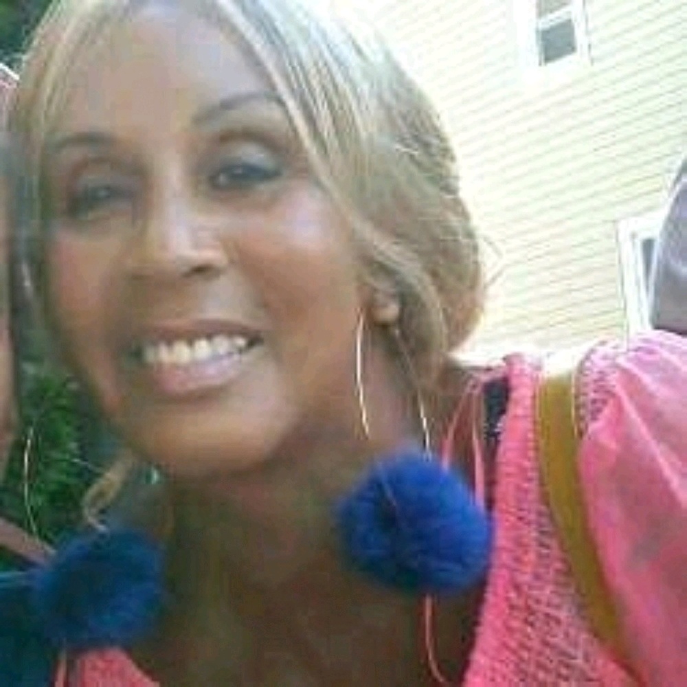 Meet your Posher, Lynette