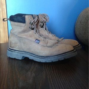 Justin riding/ work boots size 8M