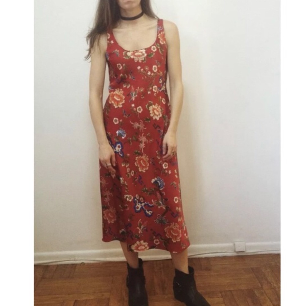 Vintage feel floral midi maxi dress